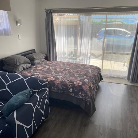 Self Contained En-Suite Private Bathroom, Private Entrance, Close To Shops & Hospital Homestay Hamilton Exterior foto