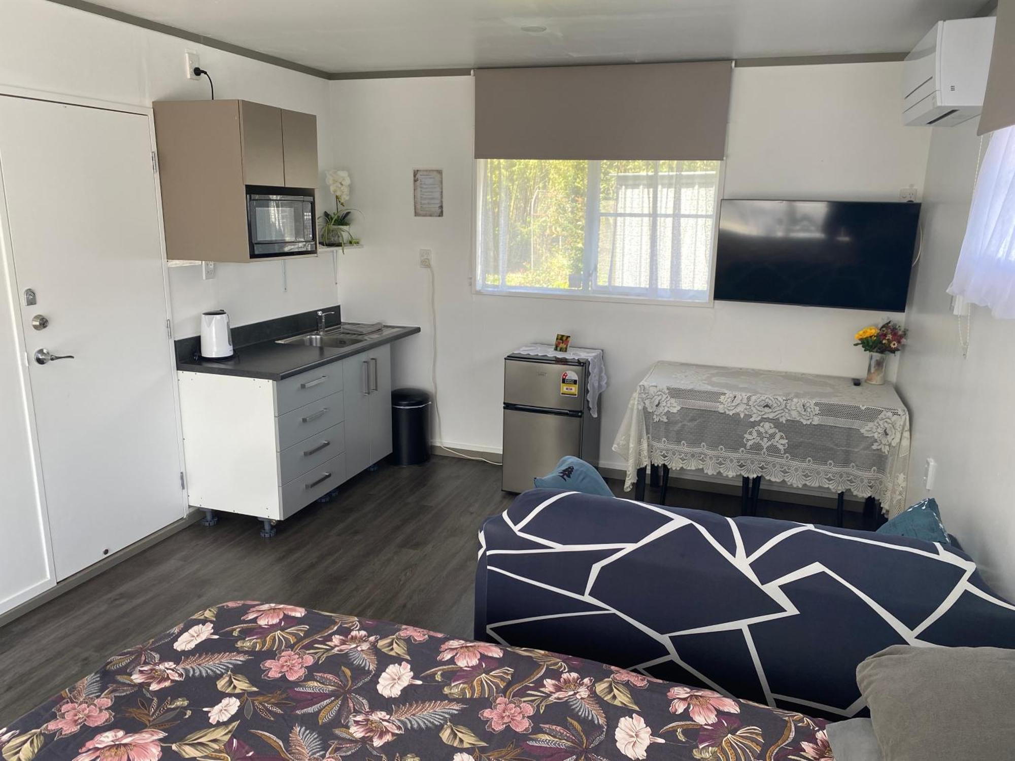 Self Contained En-Suite Private Bathroom, Private Entrance, Close To Shops & Hospital Homestay Hamilton Exterior foto