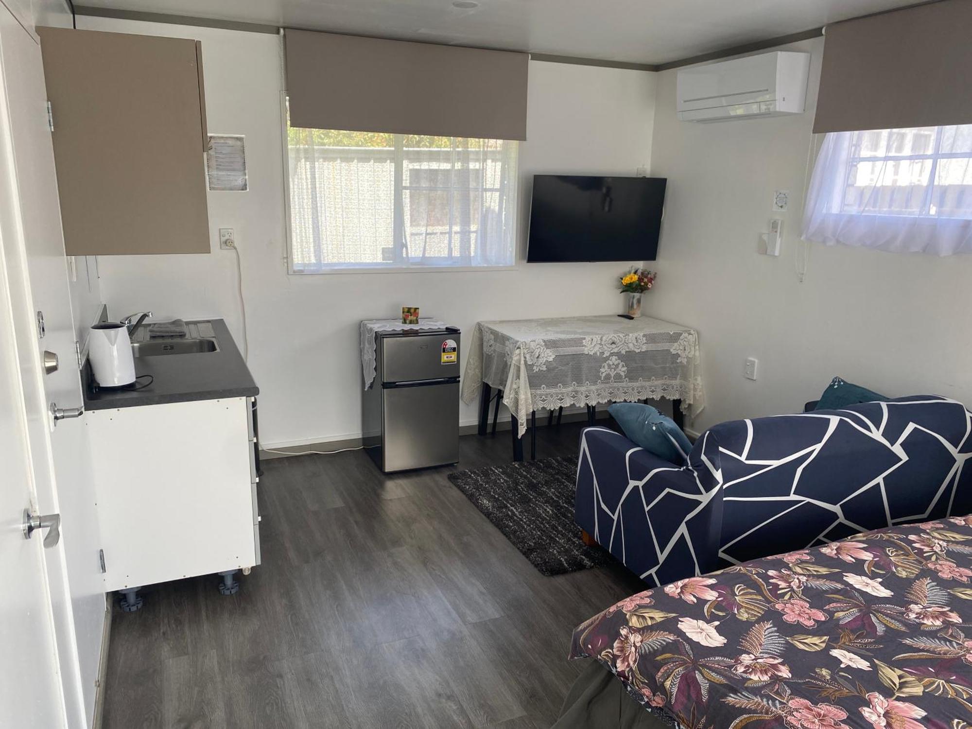 Self Contained En-Suite Private Bathroom, Private Entrance, Close To Shops & Hospital Homestay Hamilton Exterior foto